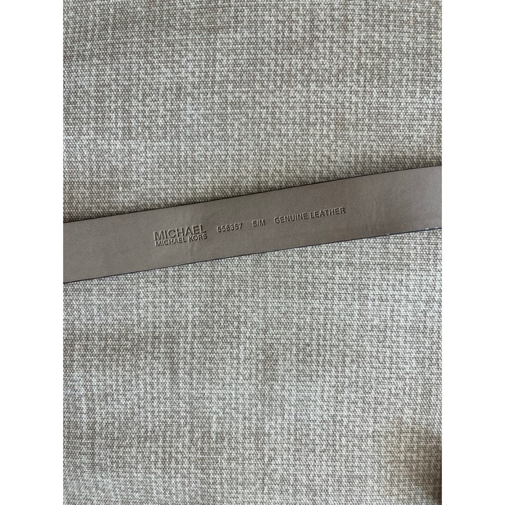 Michael Kors Logo Pattern Lilac Lavender Purple 8x5" Leather Belt Bag | Size S/M - Picture 11 of 11